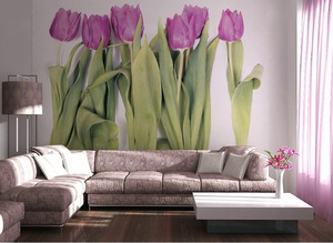 Фотообои с фиолетовыми тюльпанами