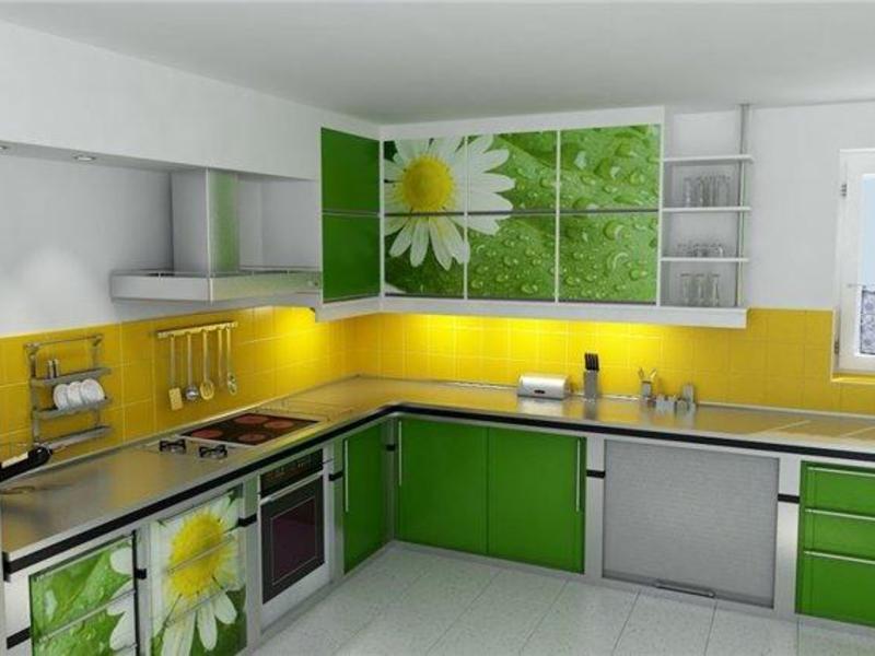 Красивая зеленая кухня