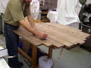 Как сделать деревянный стол