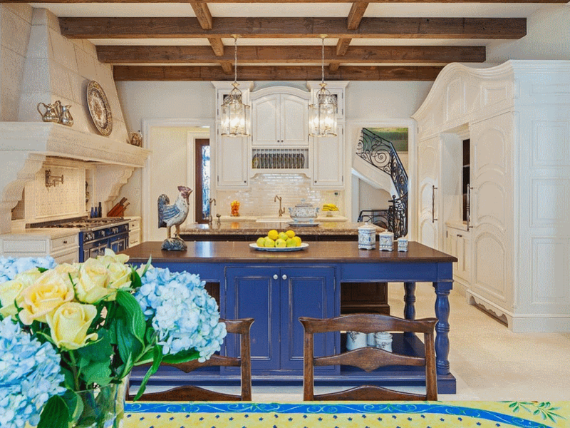 Кухня в синей цветовой гамме стиль прованс